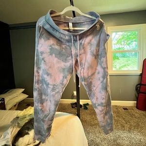 Victoria’s Secret sweatpants